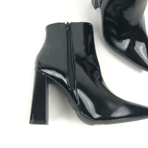 Women's Bamboo Harper Pointed Toe Faux Patent Leather Ankle Bootie Black - Picture 8 of 10
